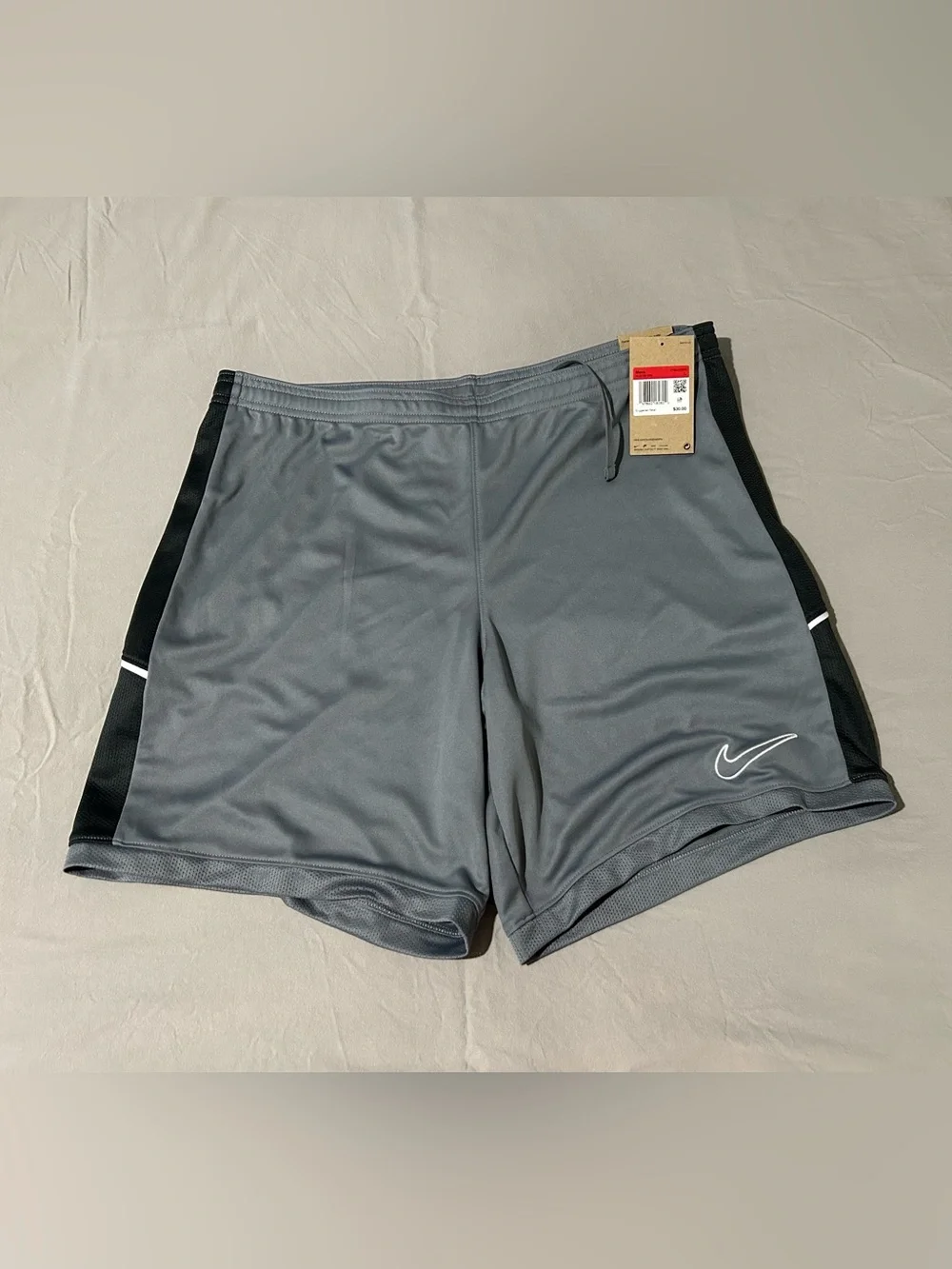 Nike Men's Gray Athletic Shorts with Black Side Panels